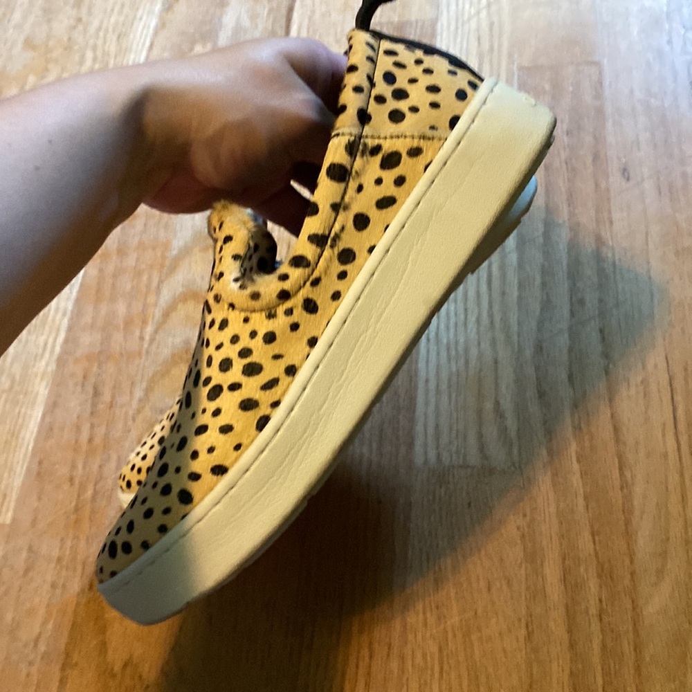 Dolce vita slip on cheetah shoes - Picture 5 of 9